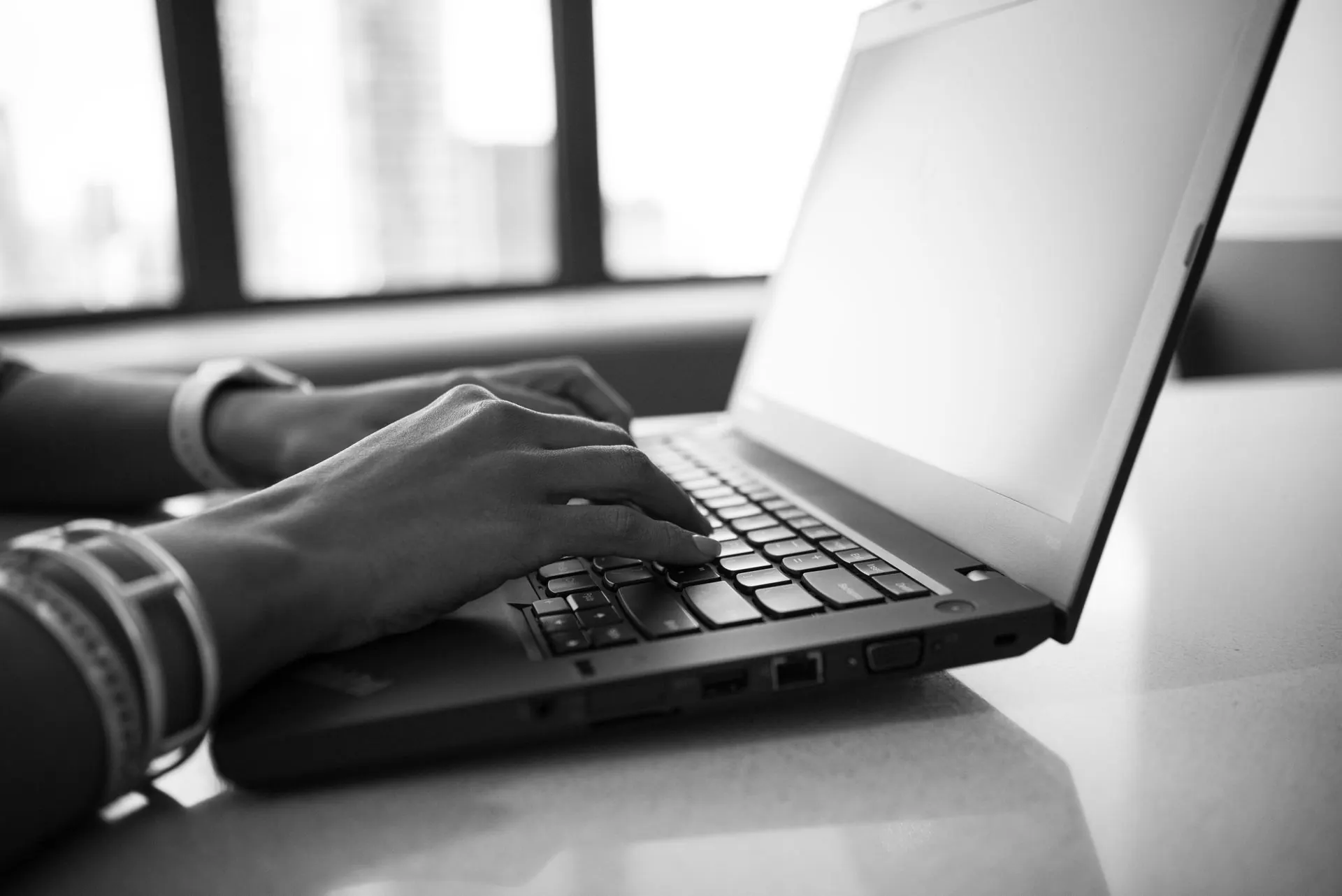 Why per-word messaging pay drags down your real hourly rate